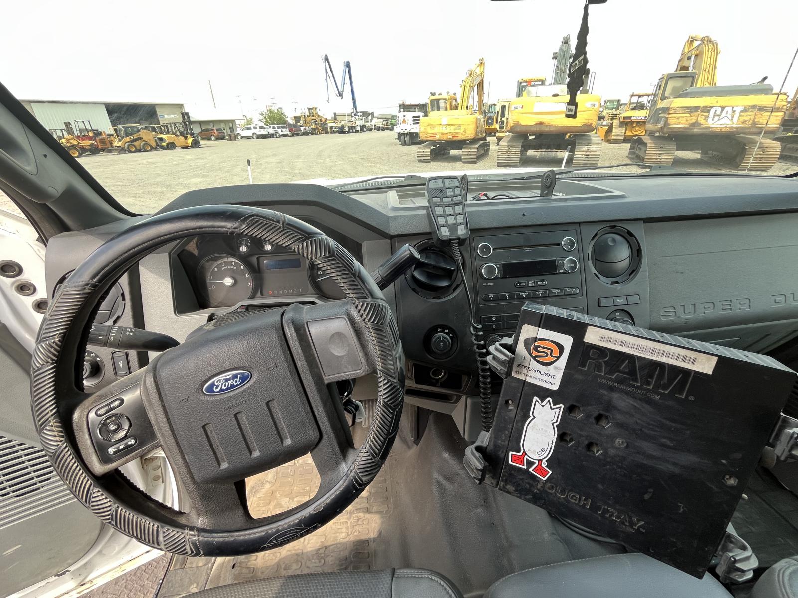 ./imagenes/INVOICE/2019/17879/FORD F250 HIGH RAIL CREW CAB UTILITY 4X4  (9).JPG